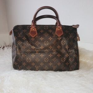 Louis Vuitton Speedy 30